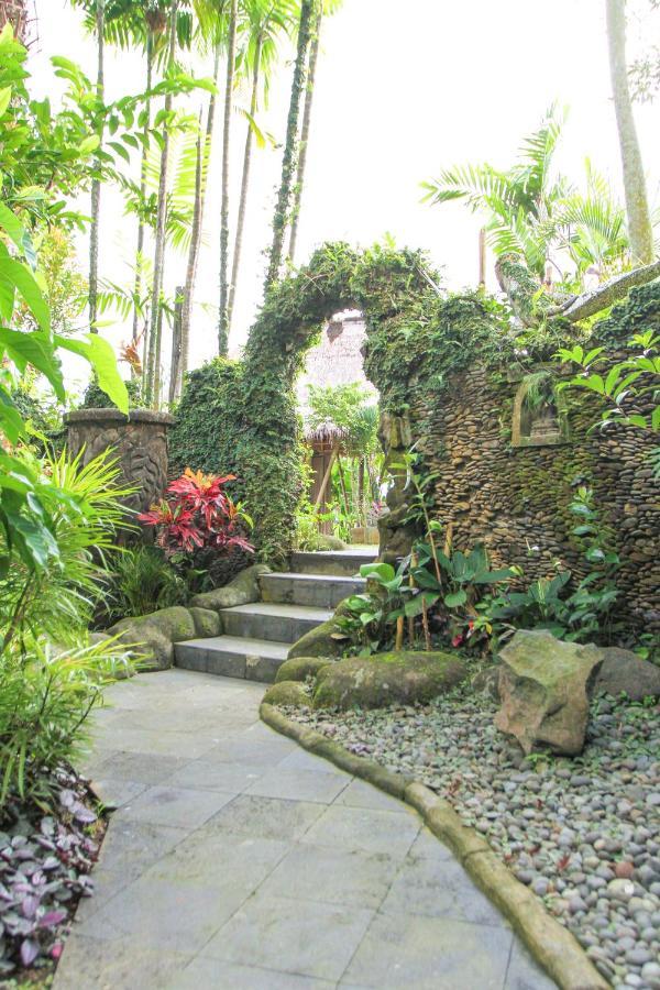 Kubu Sari Ubud ภายนอก รูปภาพ